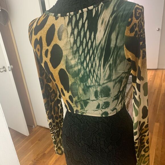 Animal Print crop top - Picture 3 of 3